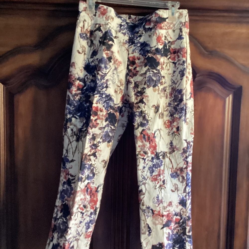 Croft & Barrow stretch pull on print Capri pants